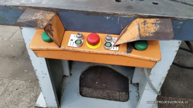 Lis hydraulický PYE 160 S 1 M  (4358 - vymenit Lis hydraulicky PYE160S1M (3).jpg)